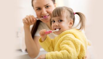 Essential Tips for Teaching Your Kids to Brush